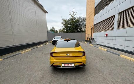 Hyundai Sonata VIII, 2020 год, 2 000 000 рублей, 3 фотография