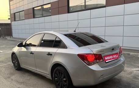 Chevrolet Cruze II, 2011 год, 400 000 рублей, 4 фотография