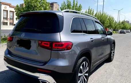 Mercedes-Benz GLB, 2024 год, 3 300 000 рублей, 4 фотография