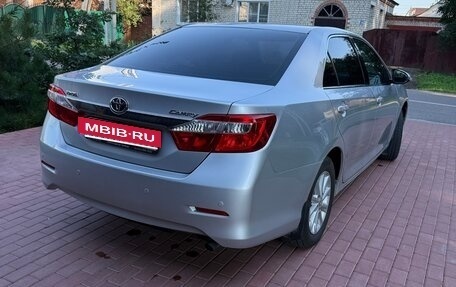 Toyota Camry, 2013 год, 1 970 000 рублей, 2 фотография