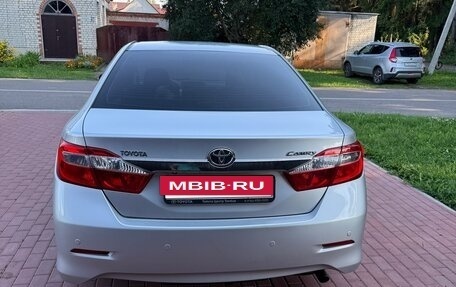 Toyota Camry, 2013 год, 1 970 000 рублей, 3 фотография