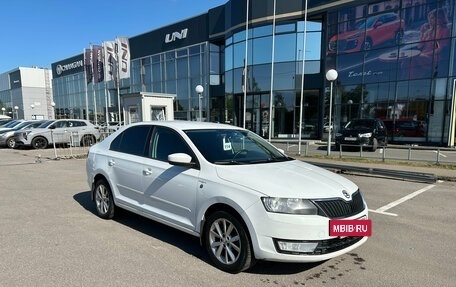 Skoda Rapid I, 2015 год, 799 000 рублей, 3 фотография