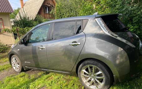 Nissan Leaf I, 2016 год, 945 000 рублей, 3 фотография