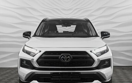 Toyota RAV4, 2025 год, 4 050 000 рублей, 3 фотография
