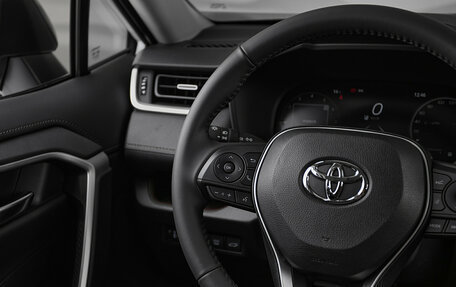 Toyota RAV4, 2025 год, 4 050 000 рублей, 18 фотография