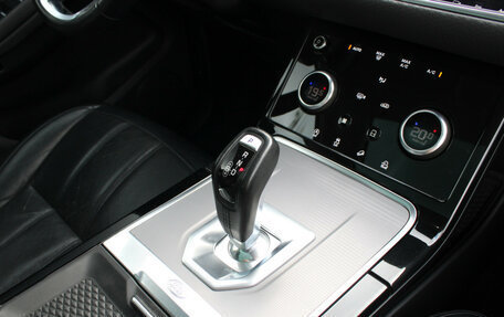Land Rover Range Rover Evoque II, 2019 год, 3 290 000 рублей, 12 фотография