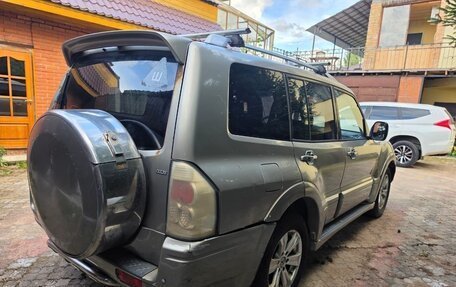 Mitsubishi Pajero III рестайлинг, 2006 год, 699 000 рублей, 5 фотография