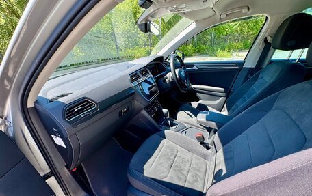 Volkswagen Tiguan II, 2019 год, 2 080 000 рублей, 9 фотография