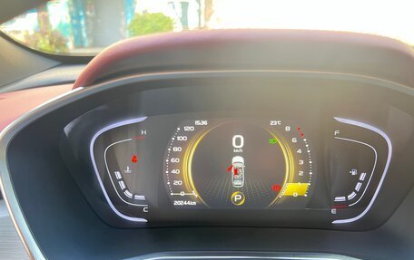Geely Coolray I, 2023 год, 1 900 000 рублей, 12 фотография