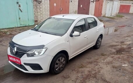Renault Logan II, 2020 год, 800 000 рублей, 3 фотография