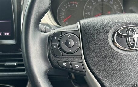Toyota Voxy III, 2021 год, 2 100 000 рублей, 17 фотография