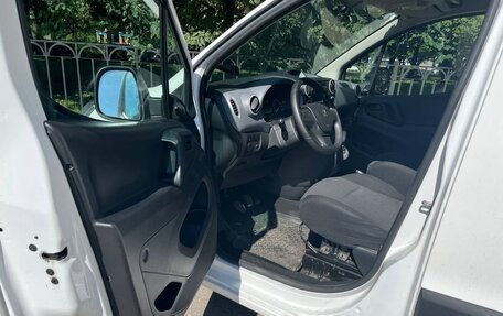 Peugeot Partner II рестайлинг 2, 2021 год, 1 490 000 рублей, 6 фотография