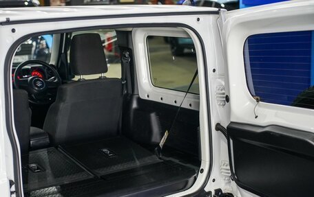 Suzuki Jimny, 2019 год, 1 850 000 рублей, 9 фотография