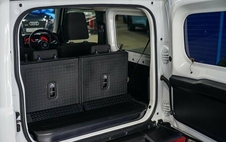 Suzuki Jimny, 2019 год, 1 850 000 рублей, 10 фотография