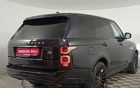 Land Rover Range Rover IV рестайлинг, 2018 год, 4 850 000 рублей, 7 фотография