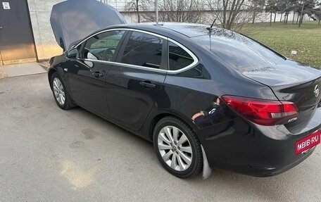 Opel Astra J, 2014 год, 500 000 рублей, 11 фотография