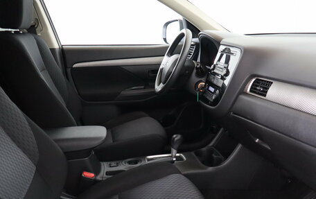 Mitsubishi Outlander III рестайлинг 3, 2012 год, 1 099 000 рублей, 10 фотография
