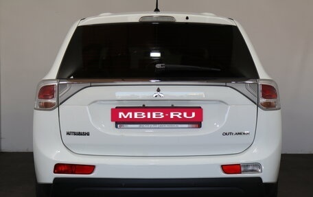 Mitsubishi Outlander III рестайлинг 3, 2012 год, 1 099 000 рублей, 5 фотография