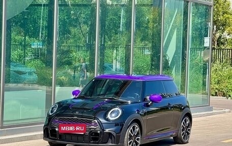 MINI Hatch, 2023 год, 1 670 000 рублей, 2 фотография