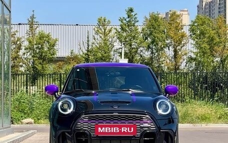 MINI Hatch, 2023 год, 1 670 000 рублей, 3 фотография
