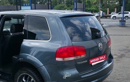 Volkswagen Touareg III, 2004 год, 690 000 рублей, 4 фотография