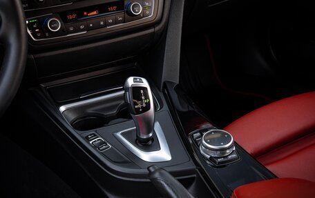 BMW 3 серия, 2012 год, 1 850 000 рублей, 18 фотография