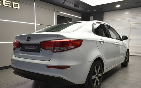 KIA Rio III рестайлинг, 2016 год, 890 000 рублей, 6 фотография