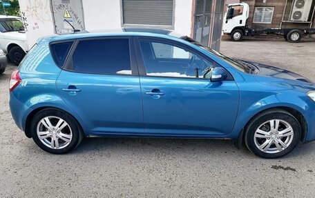 KIA cee'd I рестайлинг, 2010 год, 590 000 рублей, 7 фотография