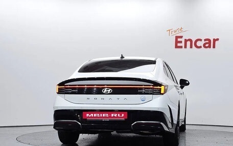 Hyundai Sonata VIII, 2023 год, 2 070 000 рублей, 4 фотография