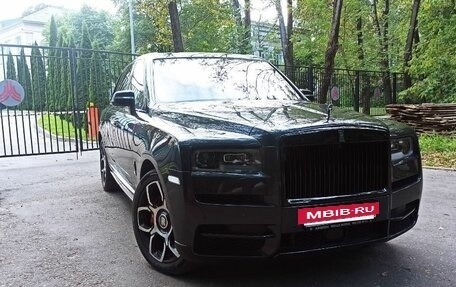 Rolls-Royce Cullinan, 2022 год, 28 500 000 рублей, 24 фотография