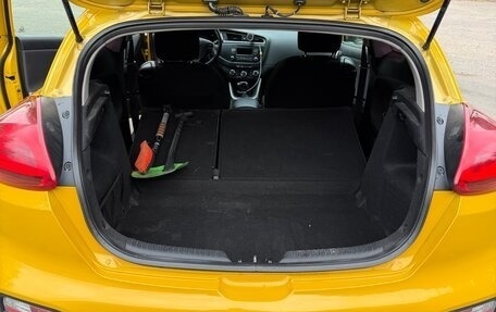 KIA cee'd III, 2016 год, 950 000 рублей, 18 фотография