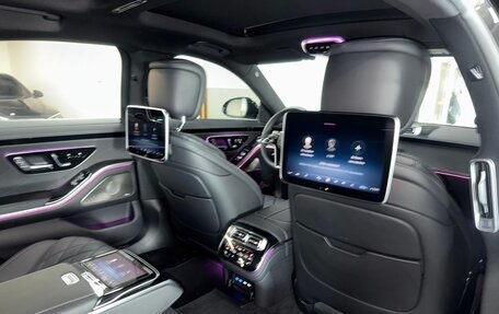 Mercedes-Benz S-Класс, 2023 год, 15 000 000 рублей, 4 фотография