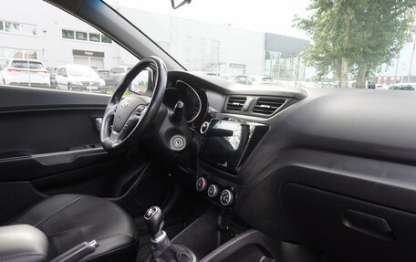 KIA Rio III рестайлинг, 2016 год, 999 000 рублей, 20 фотография