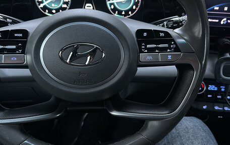 Hyundai Elantra, 2021 год, 1 700 000 рублей, 2 фотография