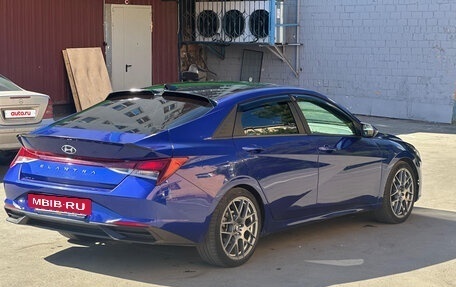 Hyundai Elantra, 2021 год, 1 700 000 рублей, 4 фотография