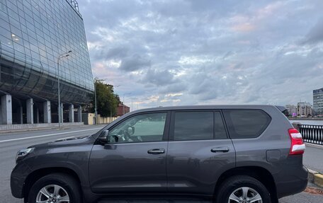 Toyota Land Cruiser Prado 150 рестайлинг 2, 2014 год, 2 850 000 рублей, 7 фотография