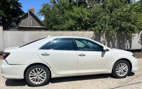 Toyota Camry, 2015 год, 1 759 000 рублей, 4 фотография