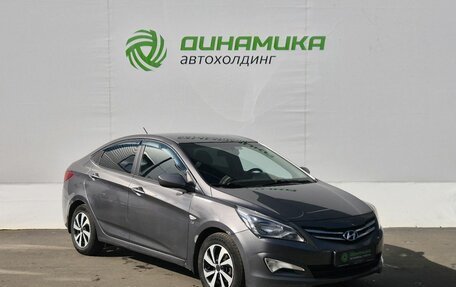 Hyundai Solaris II рестайлинг, 2016 год, 895 000 рублей, 3 фотография