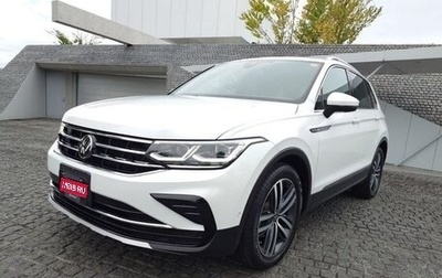 Volkswagen Tiguan II, 2023 год, 2 350 000 рублей, 1 фотография