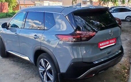 Nissan Rogue, 2022 год, 2 670 000 рублей, 3 фотография