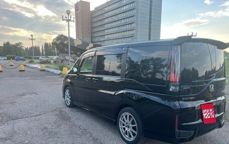 Honda Stepwgn IV, 2017 год, 2 150 000 рублей, 9 фотография