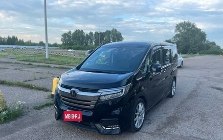 Honda Stepwgn IV, 2017 год, 2 150 000 рублей, 4 фотография