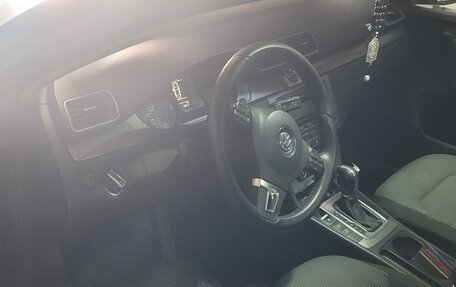 Volkswagen Passat B7, 2011 год, 850 000 рублей, 4 фотография