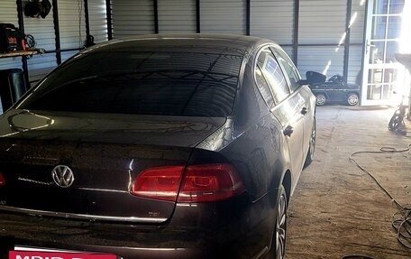 Volkswagen Passat B7, 2011 год, 850 000 рублей, 3 фотография