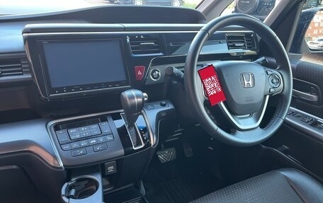 Honda Stepwgn IV, 2017 год, 2 150 000 рублей, 16 фотография