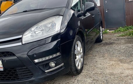 Citroen C4 Picasso II рестайлинг, 2011 год, 580 000 рублей, 2 фотография