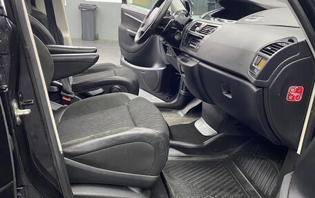 Citroen C4 Picasso II рестайлинг, 2011 год, 580 000 рублей, 9 фотография