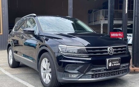 Volkswagen Tiguan II, 2019 год, 1 980 000 рублей, 6 фотография