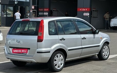 Ford Fusion I, 2005 год, 320 000 рублей, 4 фотография