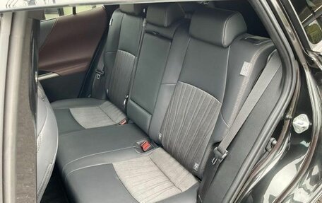 Toyota Harrier, 2025 год, 4 000 000 рублей, 13 фотография